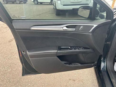 Used 2014 Ford Fusion SE image 14