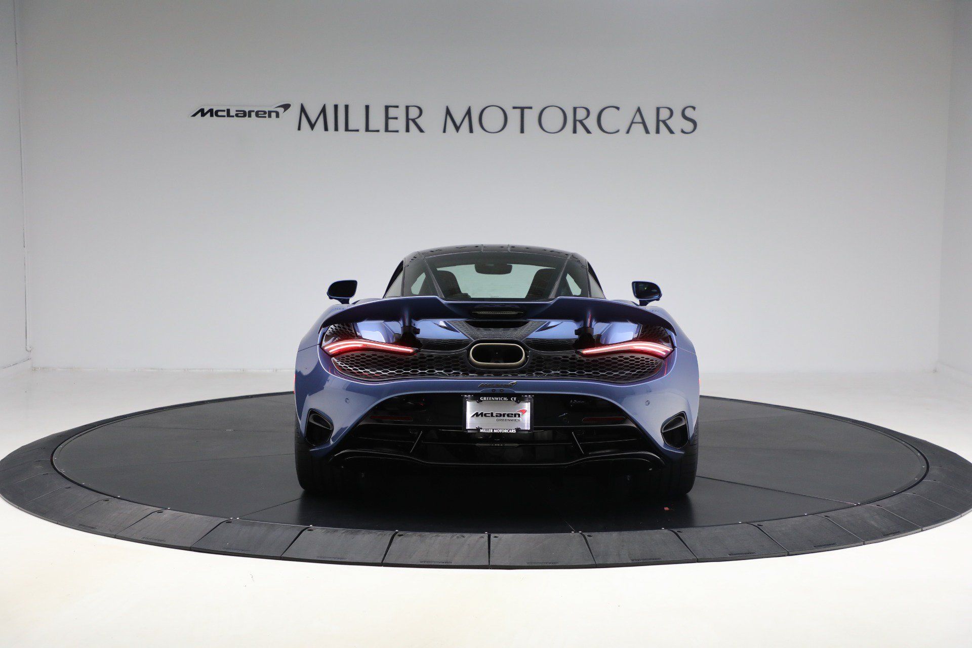 Used 2026 McLaren 750S RWD image 6