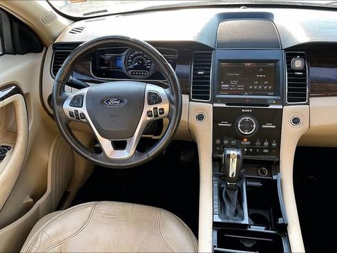 Used 2015 Ford Taurus Limited w/ Equipment Group 301A FWD image 5