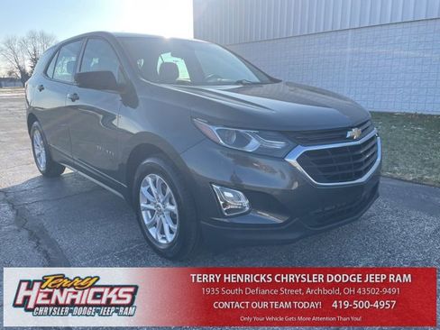 Used 2019 Chevrolet Equinox LS image 1