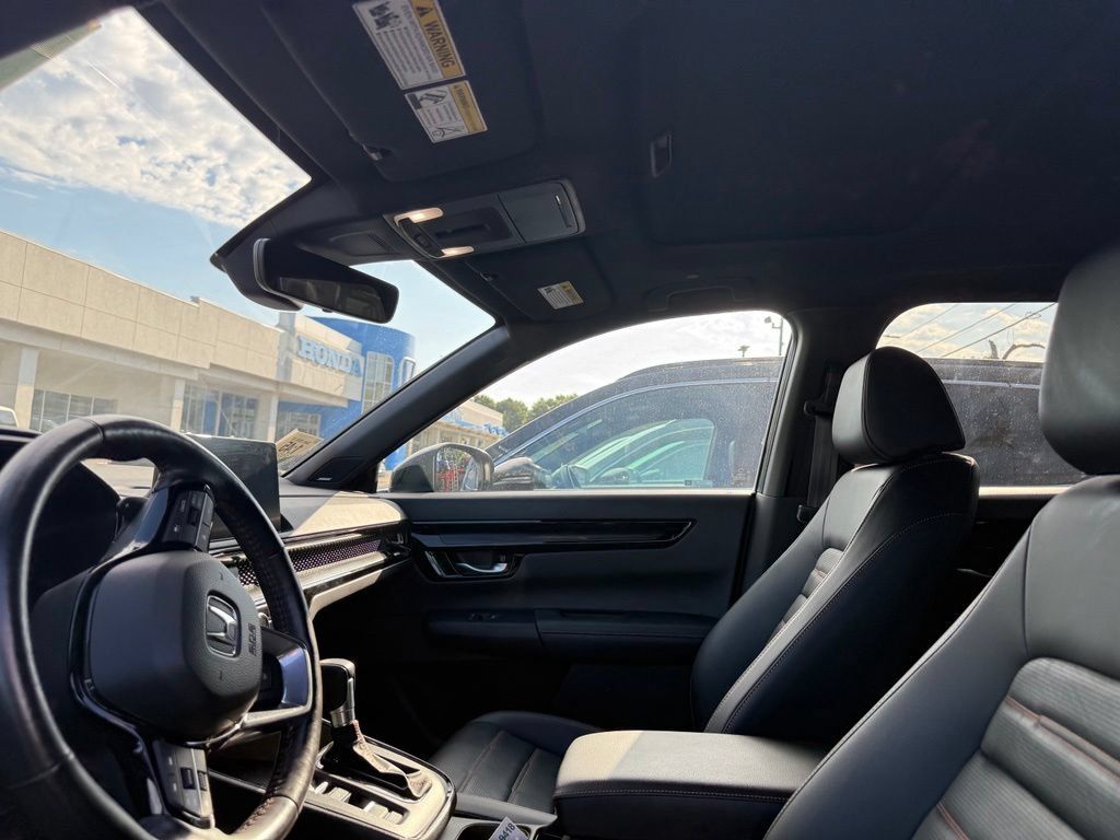 Used 2024 Honda CR-V Sport Touring image 9