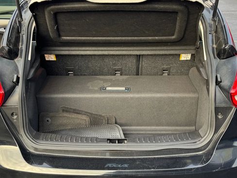 Used 2016 Ford Focus Electric Hatchback w/ Exterior Protection Package image 15