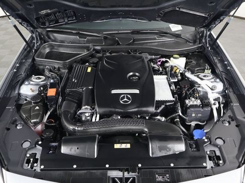 Used 2020 Mercedes-Benz SLC 300 image 15
