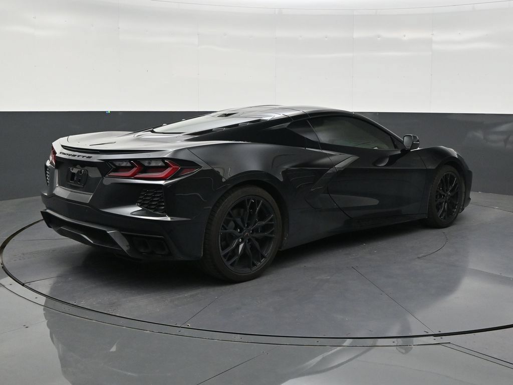 Used 2025 Chevrolet Corvette Stingray Preferred Cpe w/ Stealth Interior Trim Package RWD image 5