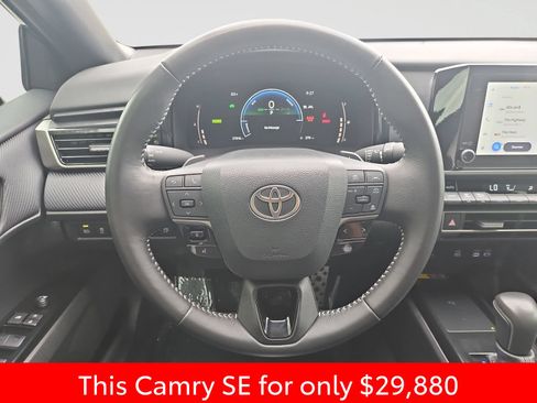 Used 2025 Toyota Camry SE FWD image 44