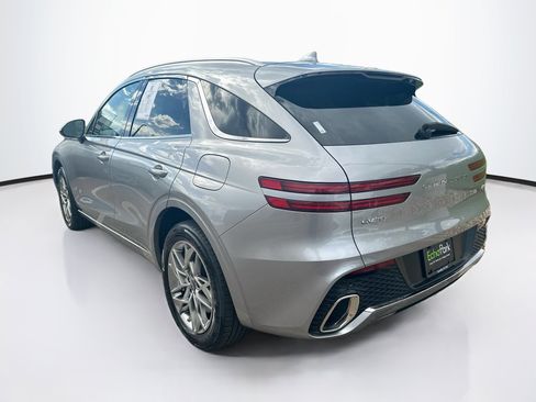 Used 2025 Genesis GV70 2.5T AWD/4WD image 5