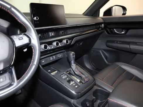 Used 2024 Honda CR-V Sport Touring image 16