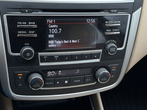 Used 2016 Nissan Altima 2.5 SL w/ Moonroof Package image 29