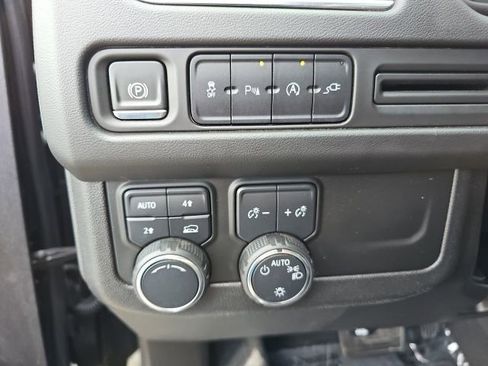 Used 2021 Chevrolet Tahoe LT image 16