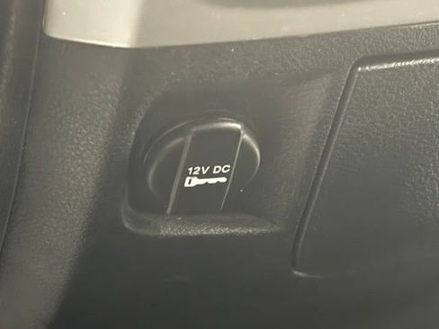 Used 2017 RAM 1500 Classic SLT image 28