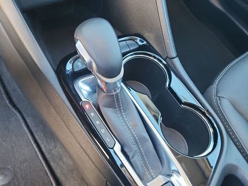 Used 2024 Buick Encore GX Sport Touring image 23