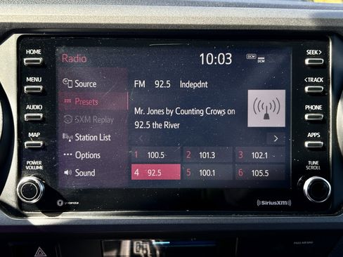 Used 2021 Toyota Tacoma TRD Off-Road image 28