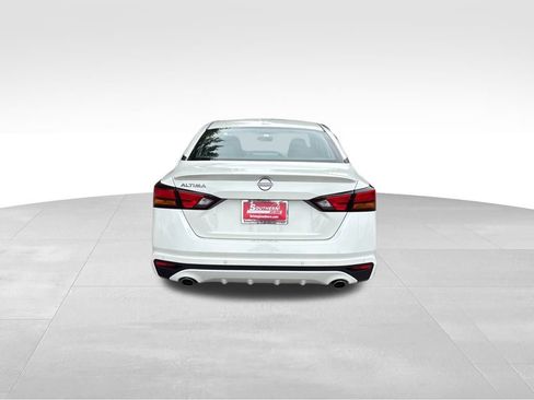 New 2025 Nissan Altima 2.5 SV w/ SV Special Edition Package image 3