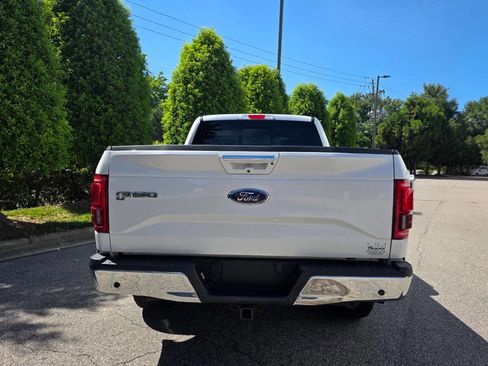 Used 2016 Ford F150 Lariat w/ Equipment Group 502A Luxury AWD/4WD image 4