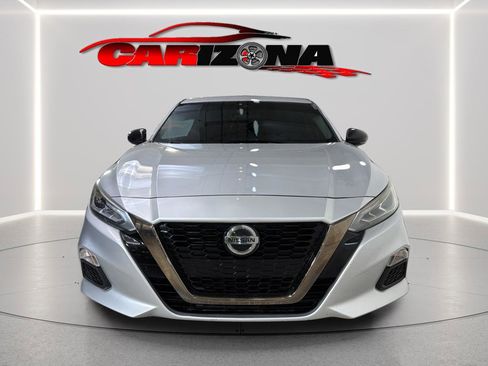 Used 2020 Nissan Altima 2.5 SR w/ Premium Package FWD image 12