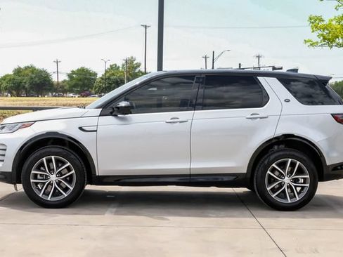 Used 2026 Land Rover Discovery Sport Landmark AWD/4WD image 16