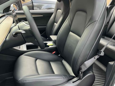 Used 2021 Tesla Model 3 Long Range AWD/4WD image 5