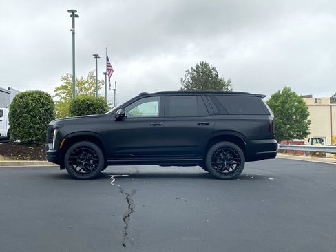 Used 2026 Cadillac Escalade Platinum Sport AWD/4WD image 15