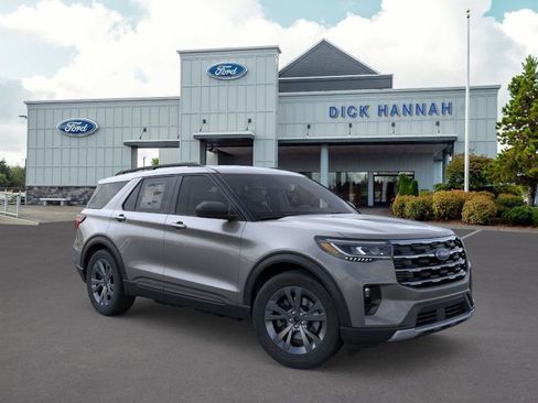 New 2026 Ford Explorer Active AWD/4WD image 8