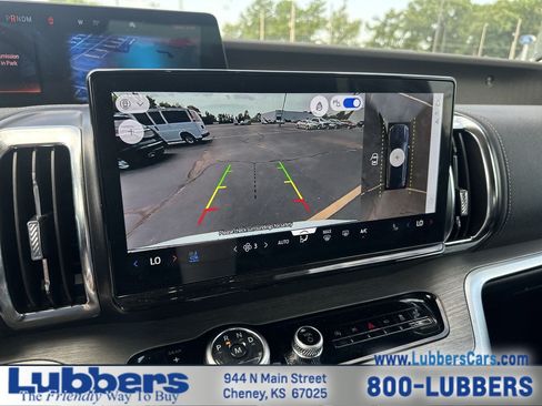 Used 2025 Ford Expedition Max Platinum AWD/4WD image 17