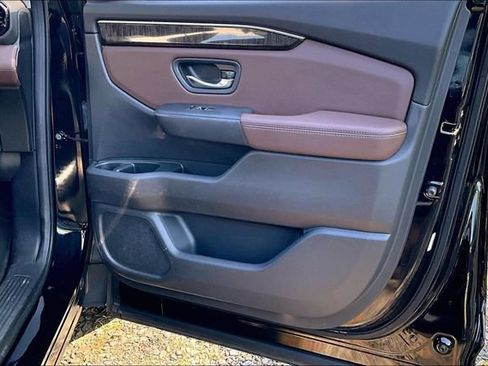 Used 2023 Honda Pilot Elite image 29