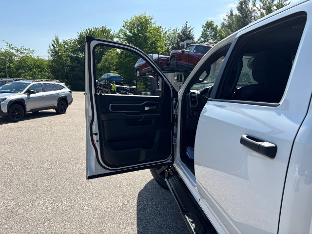 Used 2025 RAM 2500 Big Horn AWD/4WD image 22