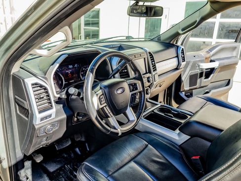 Used 2020 Ford F250 Lariat image 15