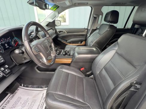 Used 2020 GMC Yukon XL Denali w/ Open Road Package image 23