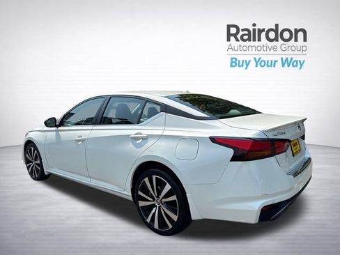 Used 2022 Nissan Altima 2.5 SR AWD/4WD image 5