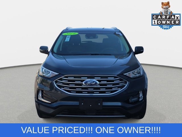 Used 2019 Ford Edge SEL w/ Equipment Group 201A FWD image 2