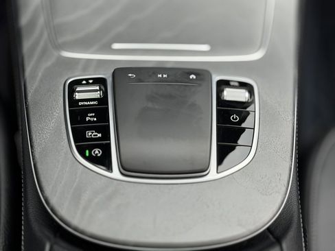 Used 2021 Mercedes-Benz E 350 4MATIC Sedan image 51