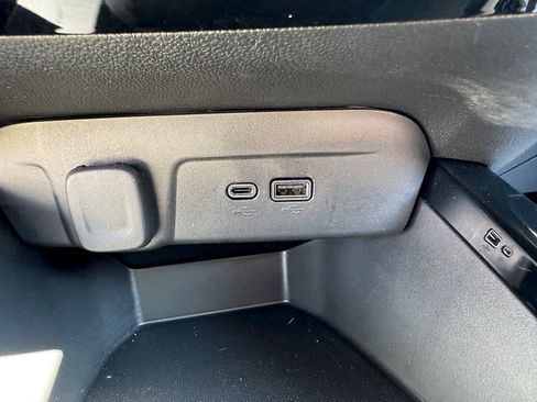 Used 2024 Chevrolet Trax ACTIV w/ Driver Confidence Package FWD image 11