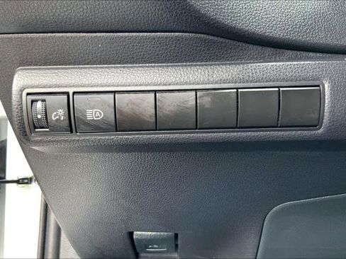 Certified 2025 Toyota Corolla LE image 33