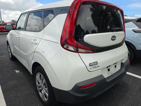 Certified 2021 Kia Soul LX FWD image 12