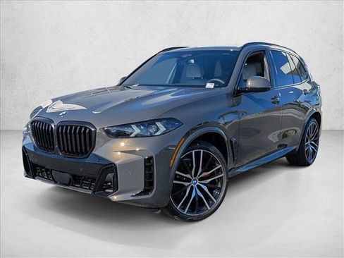 New 2026 BMW X5 xDrive40i w/ M Sport Package image 1