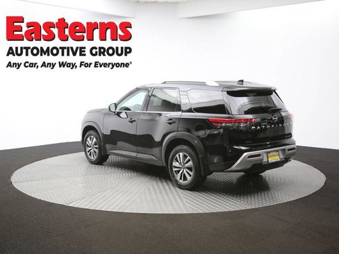 Used 2022 Nissan Pathfinder SL image 66