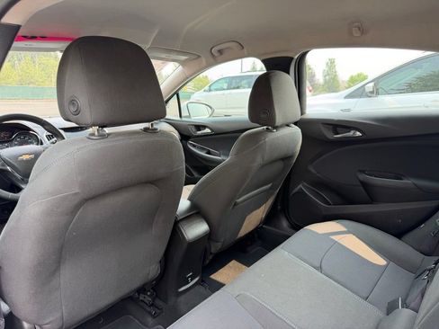 Used 2017 Chevrolet Cruze LT w/ Convenience Package FWD image 31
