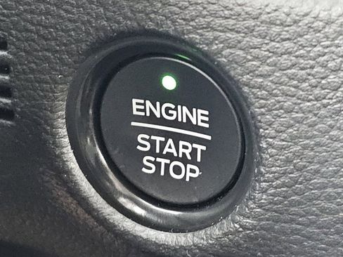 Used 2022 Ford Ranger Lariat w/ Equipment Group 501A High image 16