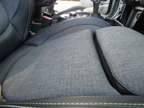 Used 2022 MINI Cooper SE image 30