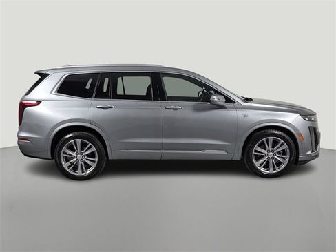 Used 2024 Cadillac XT6 Premium Luxury w/ Technology Package image 7