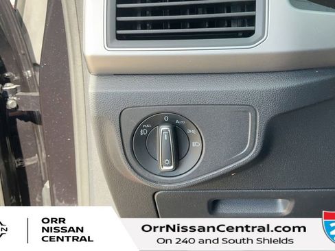 Used 2019 Volkswagen Atlas SE w/ Towing Package FWD image 19
