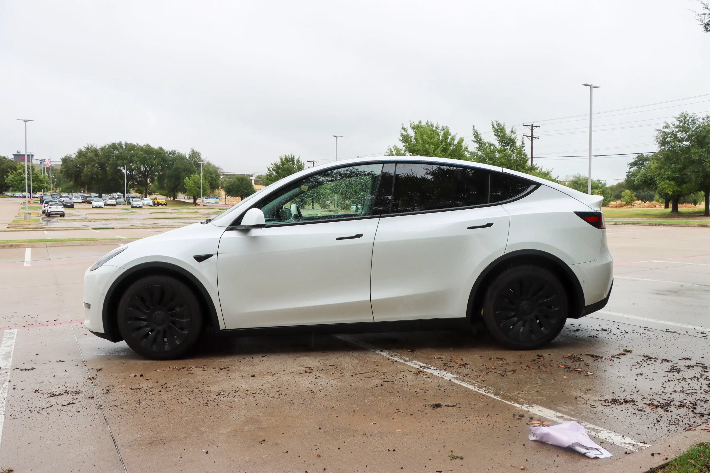 Used 2021 Tesla Model Y 2WD image 4