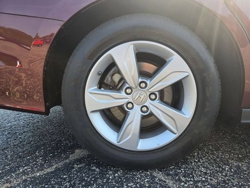 Used 2019 Honda Odyssey EX image 24
