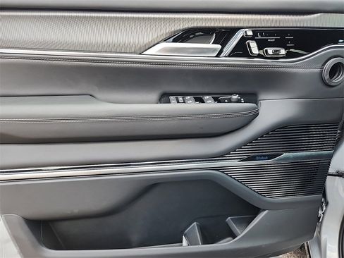 New 2024 Jeep Grand Wagoneer L Series II w/ Quick Order Packagew 28T image 5