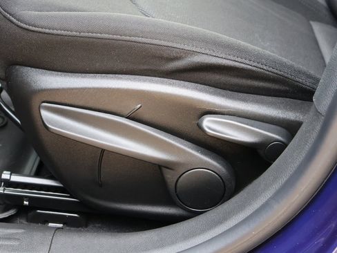 Used 2016 Jeep Renegade Latitude image 24