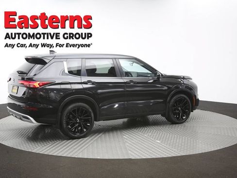 Used 2024 Mitsubishi Outlander SE AWD/4WD image 42