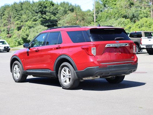 Certified 2023 Ford Explorer XLT AWD/4WD image 7