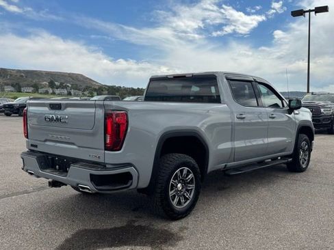 Used 2024 GMC Sierra 1500 AT4 AWD/4WD image 5