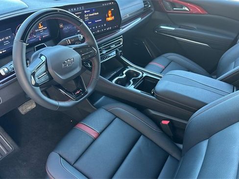 New 2026 Chevrolet Traverse RS image 13