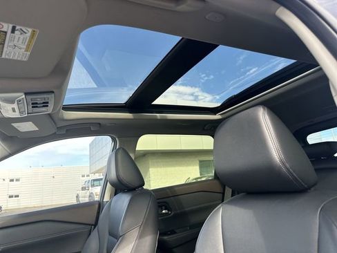 Certified 2023 Nissan Rogue SL image 28